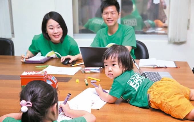 台灣首家「B型公司」 免費換燈闖出名號